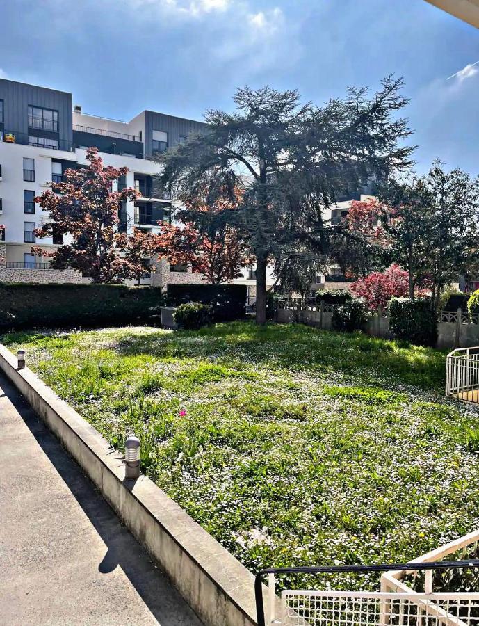 The Garden Yourhosthelper Villejuif Extérieur photo